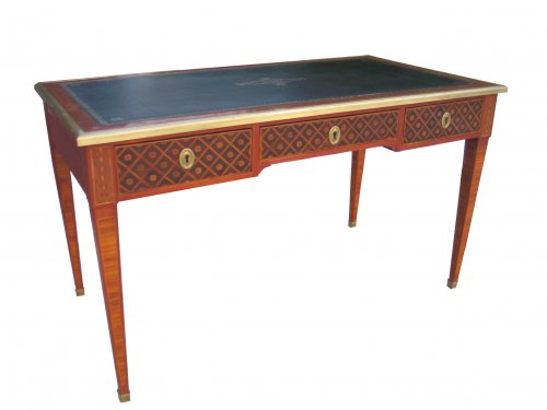 Bureau plat époque début XIXe