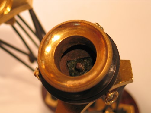 Antiquités - Pair of bronze candlesticks in Athenian circa 1800