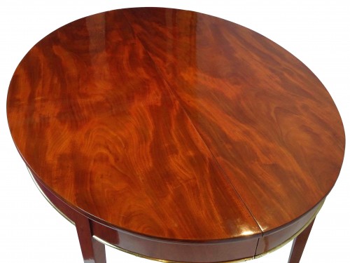 Oval mahogany dining table, Directoire / Consulate period - 