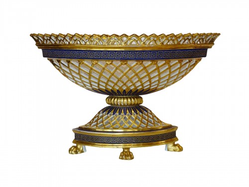 Fruit bowl in the shape of a navette