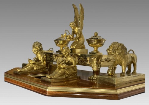 Antiquités - Encrier & Grand nécessaire de bureau en bronze doré et acajou - Début du XIXe siècle