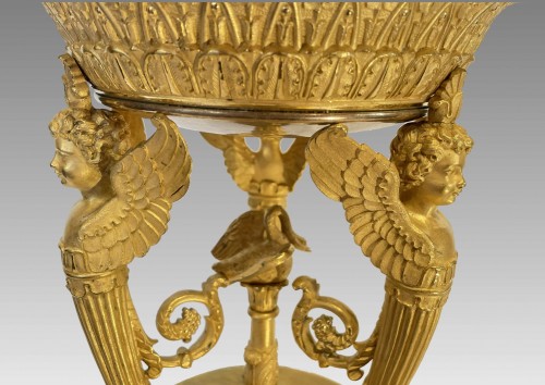 Objet de décoration Cassolettes, coupe et vase - Coupe centre de table en bronze doré, époque premier Empire