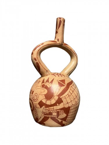 Ceremonial bottle with stirrup neck handle, fineline style, depicting two r