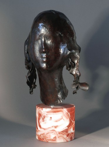 Sculpture Sculpture en Bronze - Tete de jeune fille - Claude Goutin (1930-2018)