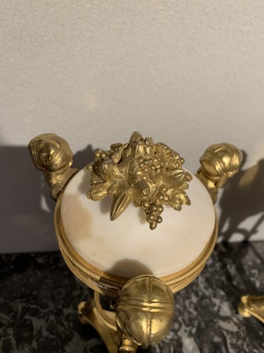 Objet de décoration Cassolettes, coupe et vase - Paire d’athéniennes Louis XVI
