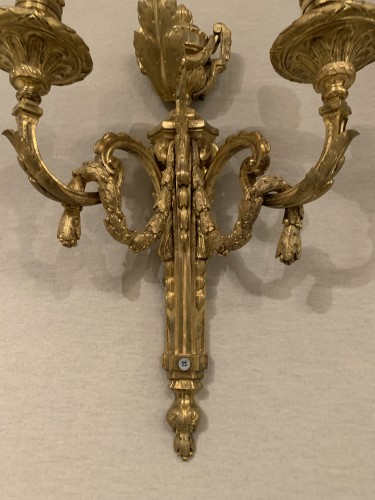 Pair of Louis XVI sconces Model by Jean-Charles Delafosse - 