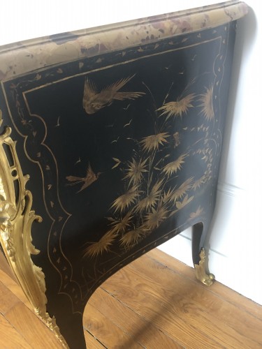 Louis XV - Lacquer chest of drawers stamped CRIAERD