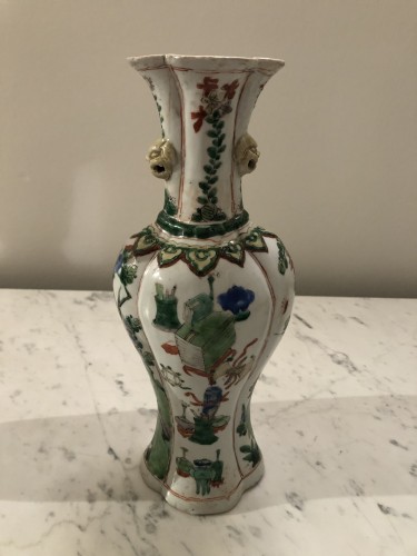 Asian Works of Art  - Kangxi period porcelain vases 