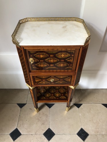 Small Louis XVI table attributed to Carlin - Furniture Style Louis XVI