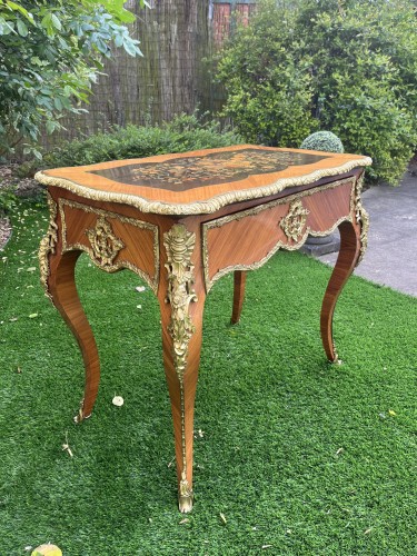 Mobilier Table & Guéridon - Petite table d’époque Napoléon III