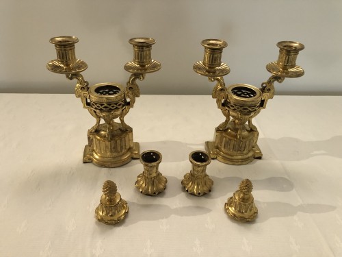 Paire de flambeaux cassolette formant brûle-parfum d’époque Louis XVI - Galerie Bordet