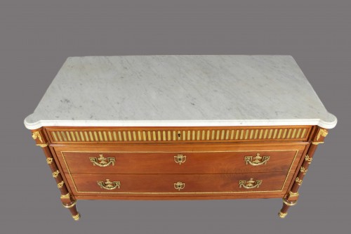 Grande commode d'époque Louis XVI estampillée Joseph FEURSTEIN - Louis XVI