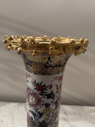 XVIIIe siècle - Paire de vases cornets d'époque Qianlong