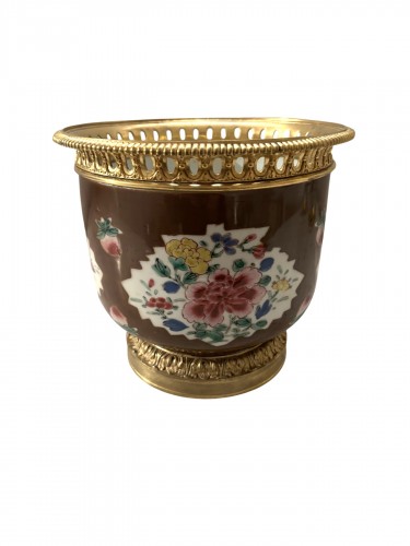 Kangxi Period Chinese Porcelain Cache-pot