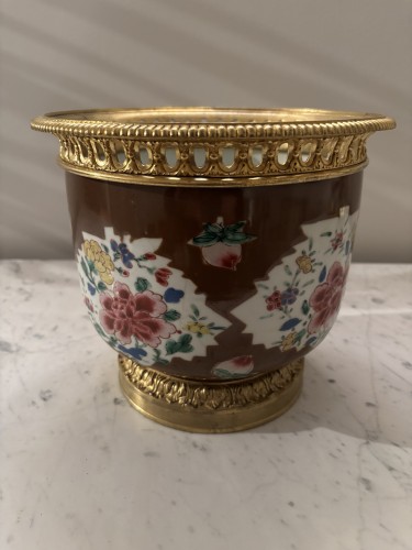 Kangxi Period Chinese Porcelain Cache-pot - French Regence