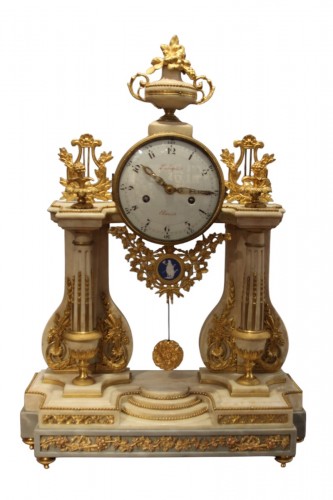 Pendule Louis XVI