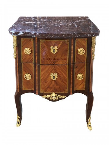 Petite commode d'époque Transition