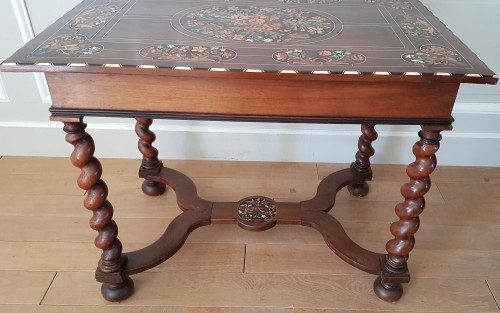 Louis XIV small table - 