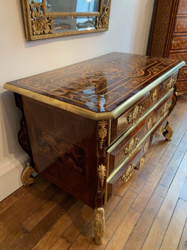 Antiquités - Louis XIV chest of drawers
