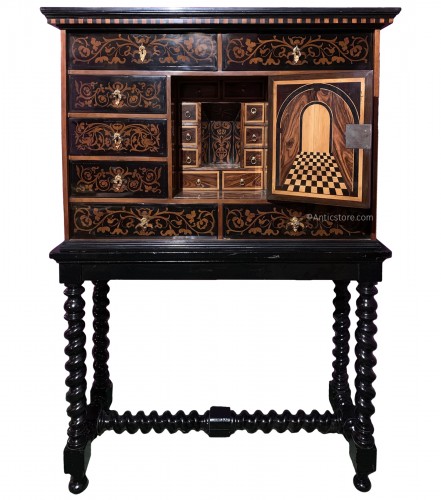 Cabinet Louis XIV