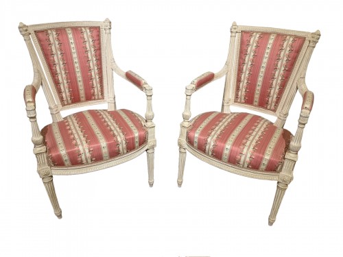 Paire de fauteuils Louis XVI