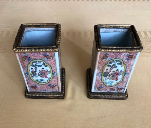 Paire de vases d’époque Qianlong Famille Rose - Objet de décoration Style 