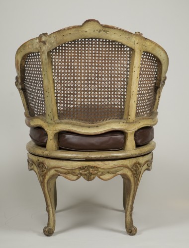 XVIIIe siècle - Fauteuil de bureau à assise tournante d’époque Louis XV