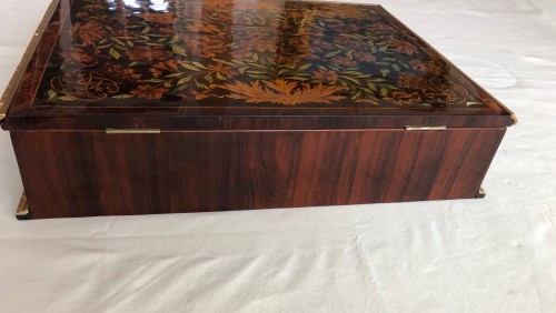 Antiquités - Coffret d'époque Louis XIV