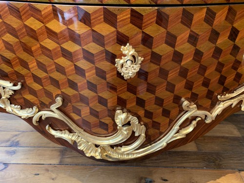 Furniture  - Louis XV commode stamped Pierre Roussel