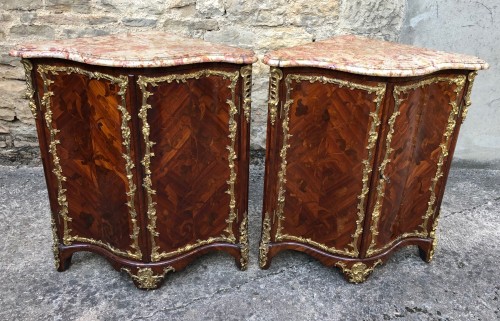 Pair of Regency period corner pieces stamped MIGEON - Furniture Style French Regence