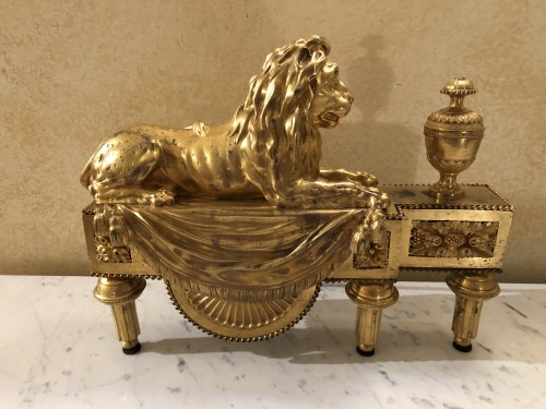 Decorative Objects  - Pair of andirons with lions, Louis XVI period