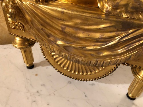 Antiquités - Pair of andirons with lions, Louis XVI period