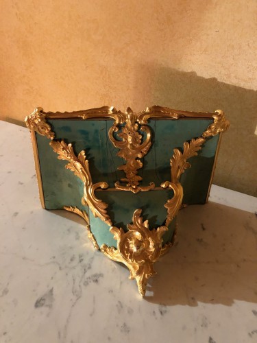 Louis XV period green cartel with chimeras - Louis XV