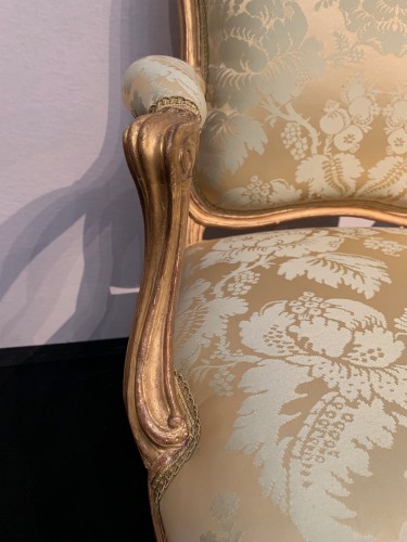 XVIIIe siècle - Quatre fauteuils Louis XV estampillés Tilliard