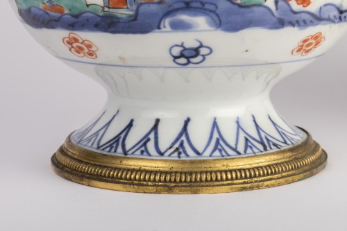 Pots couverts en porcelaine du Japon période Kakiemon - Galerie Bordet