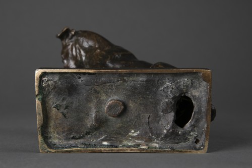 Sculpture  - SANDOZ Edouard-Marcel (1881-1971), Dog with a bee	