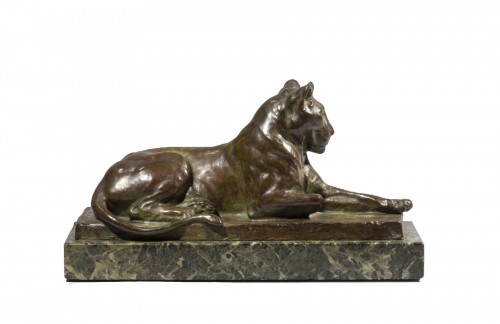RICHÉ Louis (1877-1949) - Lionne couchée