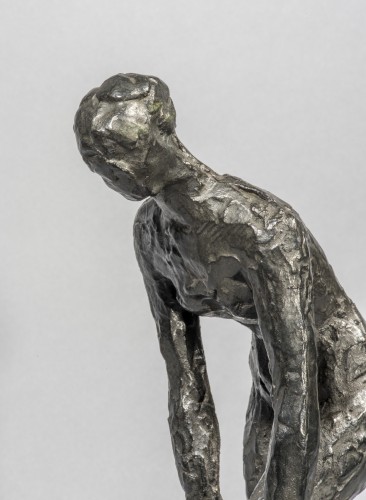YENCESSE Hubert (1900-1987), Dancer pulling up her tights - Sculpture Style 50