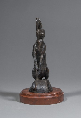 Sculpture Sculpture en Bronze - MONTBEL de J(1861-1938), lièvre dressé