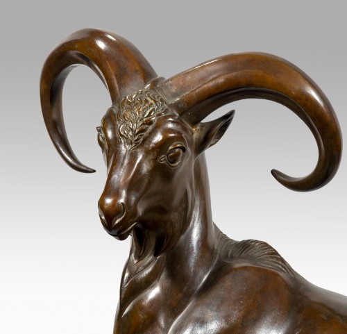 Sculpture Sculpture en Bronze - Raymond de MEESTER ( 1904 -1995) - Mouflon sur un rocher