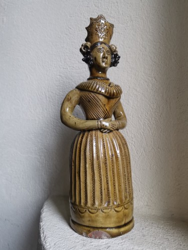 Céramiques, Porcelaines  - Bouteille femme en Grés du Berry la Borne attribuée à Marie Talbot