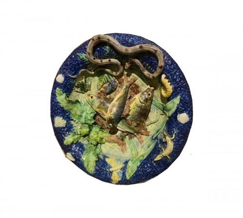 Plat circulaire à décor aquatique - Attribué à Victor Barbizet