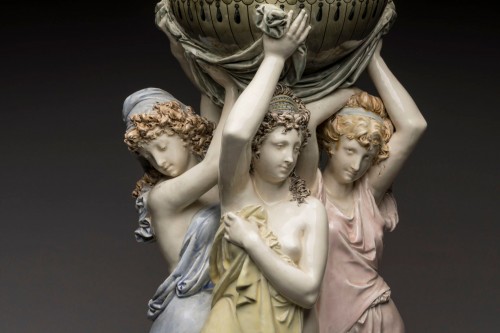 Céramiques, Porcelaines  - Carrier-Belleuse (1824-1887) Les Trois Grâces, Manufacture de Choisy-le-Roi circa 1880