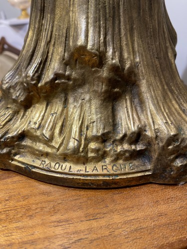 20th century - Raoul Larche (1860–1912), Art Nouveau Gold Plated Bronze Les Blés Lamp