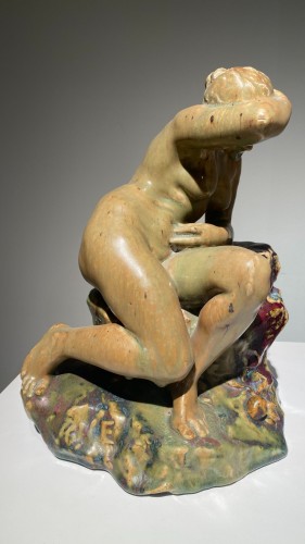 Dalpayrat (1844-1910) - Naïade sur un rocher en céramique - Céramiques, Porcelaines Style Art nouveau