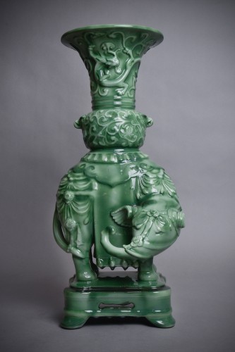 Céramiques, Porcelaines  - Théodore Deck (1823-1891) - Paire de vase éléphants, céramique Art Nouveau