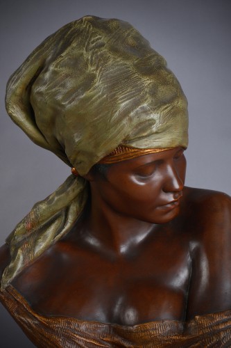 Goldscheider, terracotta of a bust of berber woman - Porcelain & Faience Style Art nouveau