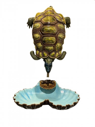 Sarreguemines, Majolica - Turtle fountain and its basin - Barbotine Ceramic