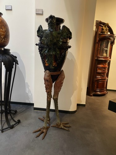 Paire de vases céramique aux dragons sur pieds d'échassiers - Galerie Origines