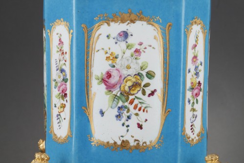Jardinière de en porcelaine et bronze doré du XIXe siècle - Napoléon III